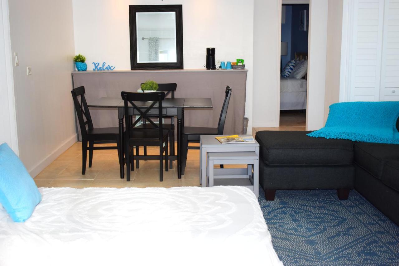 The Sands Hotel Cockburn Town Εξωτερικό φωτογραφία