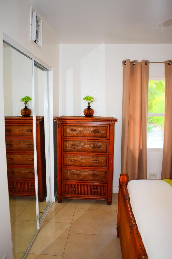 The Sands Hotel Cockburn Town Εξωτερικό φωτογραφία
